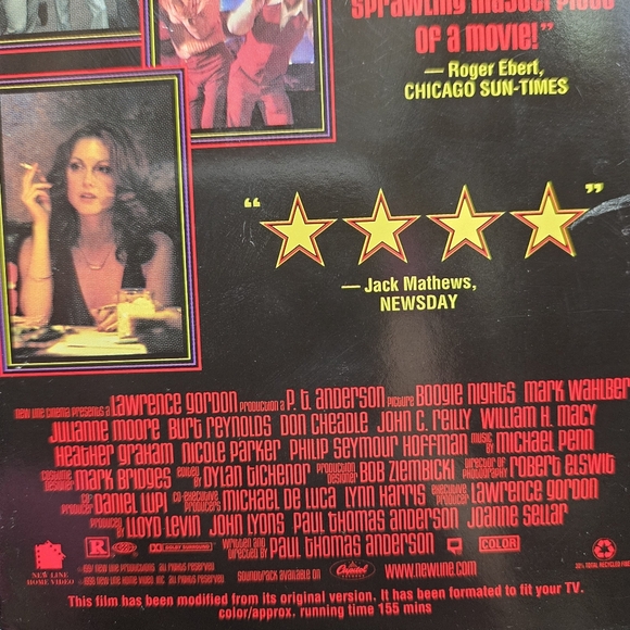 Boogie Nights VHS Mark Walberg Burt Reynolds Julianne Moore Rated R Movie - Picture 2 of 10